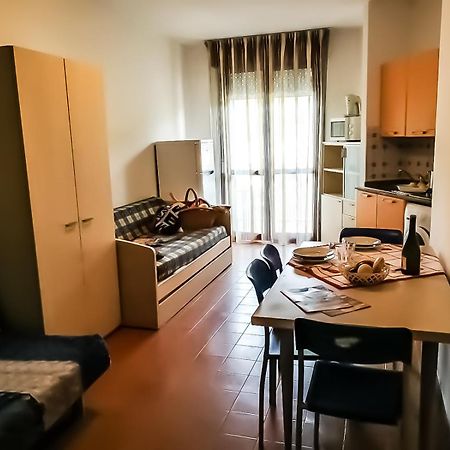 Condominio Moschettieri Bibione Exteriör bild