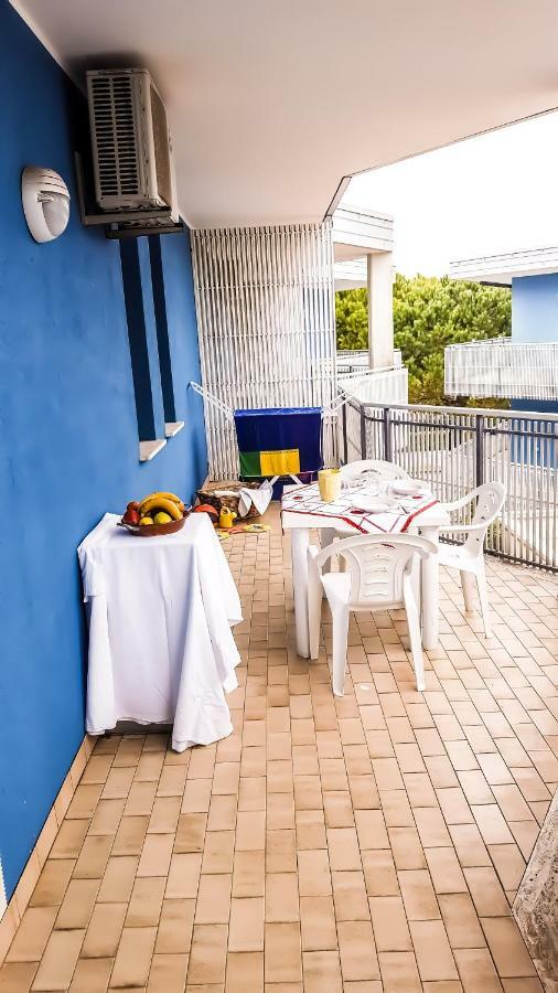 Condominio Moschettieri Bibione Exteriör bild
