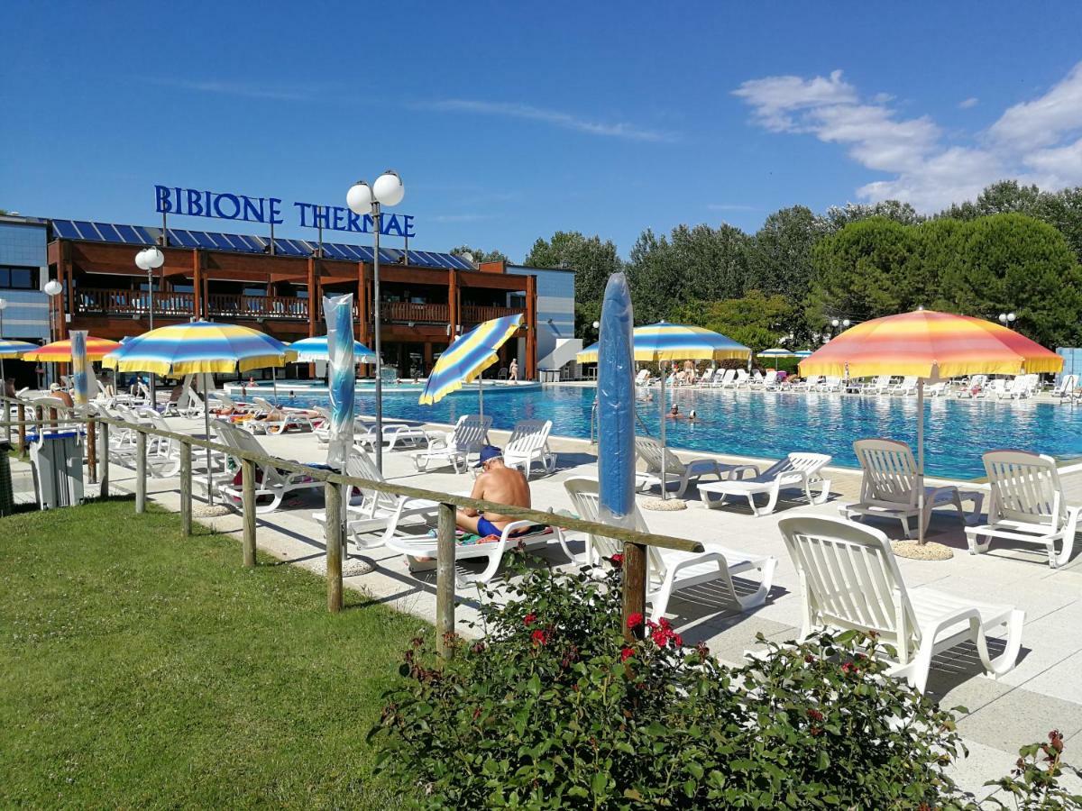Condominio Moschettieri Bibione Exteriör bild